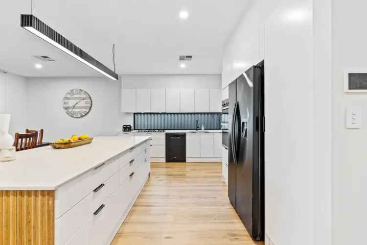 House For Sale in City of Mandurah, Western Australia