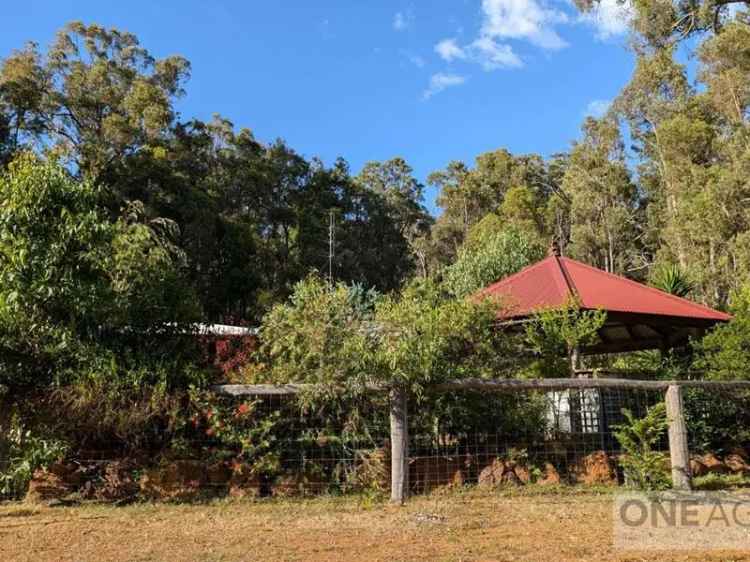 Peaceful 4-Bedroom Retreat Near State Forest