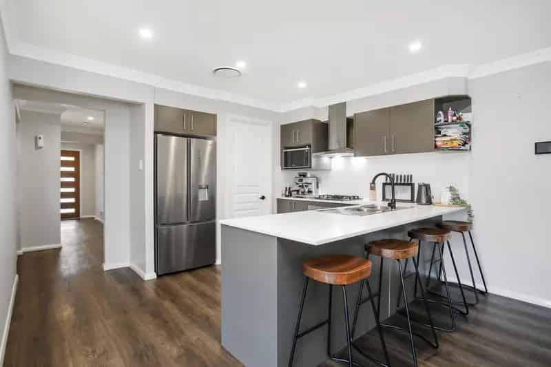 Stylish & Spacious Family Home - Move-in Ready!