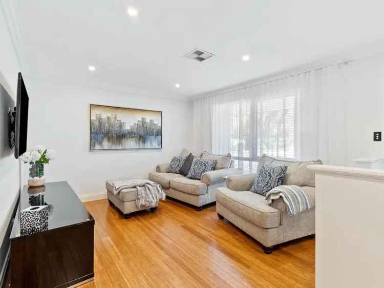 House For Sale in Mandurah, Western Australia