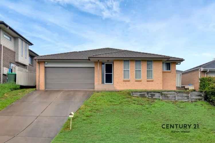 4 Bed Family Home Cameron Park NSW