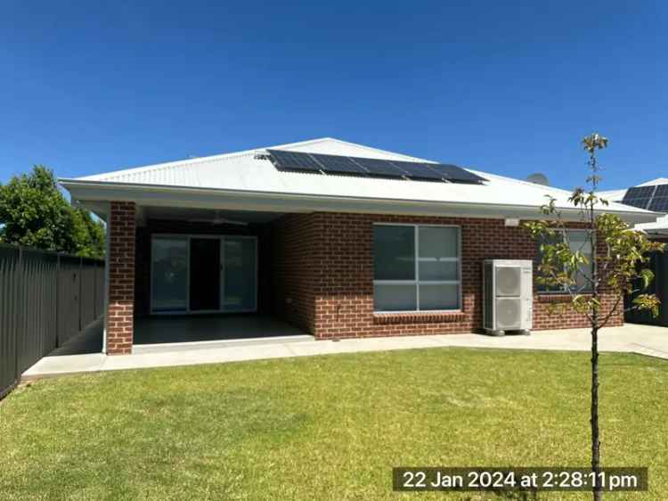 House For Rent in Griffith City Council, New South Wales