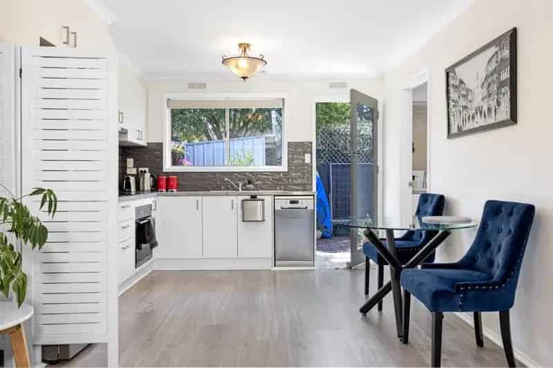 Stylishly Renovated 1-Bedroom Unit in Sought-After Ballarat East