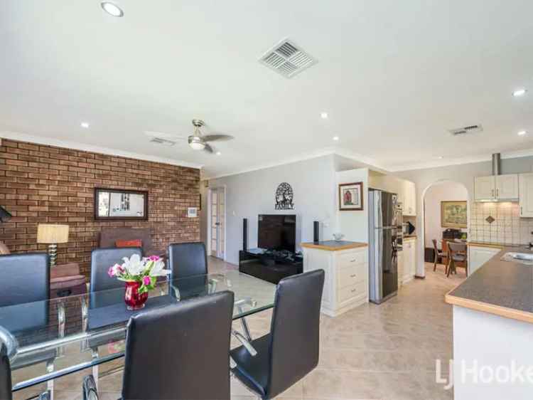 House For Sale in City of Gosnells, Western Australia