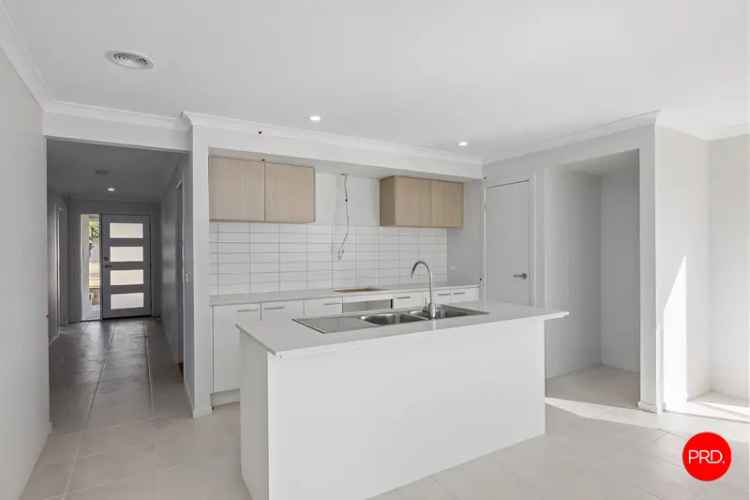 Modern Home, Great Location