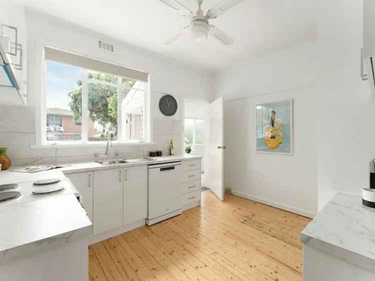 Buy house in Northcote with modern design and spacious garden