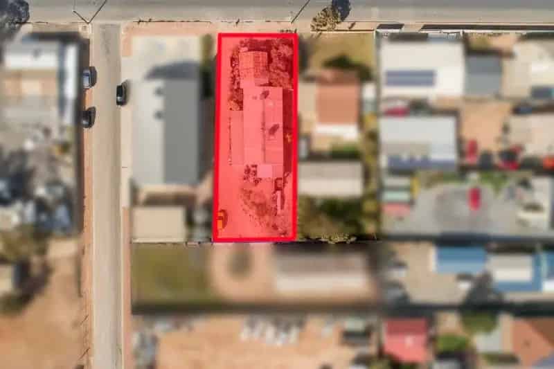 High Exposure Shopfront Opportunity on Esmond Road
