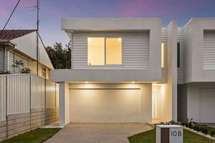 Luxury Duplex Home Balgownie NSW - New Construction