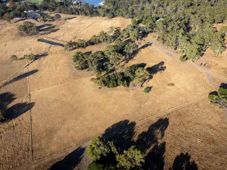 2.00HA (4.94 Acres) Private & Tranquil Setting On The Edge of Town