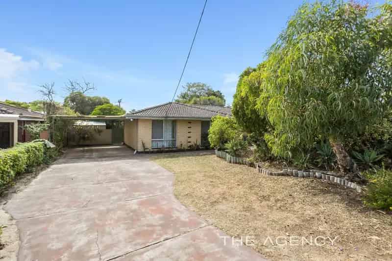 House For Sale - 14 Farrell Way, Padbury WA 6025