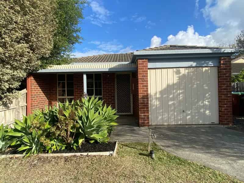 House For Rent , 13, Millbank Place, Melbourne, Victoria