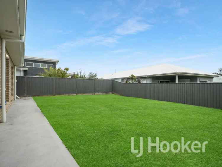 House For Sale in Vincentia, New South Wales