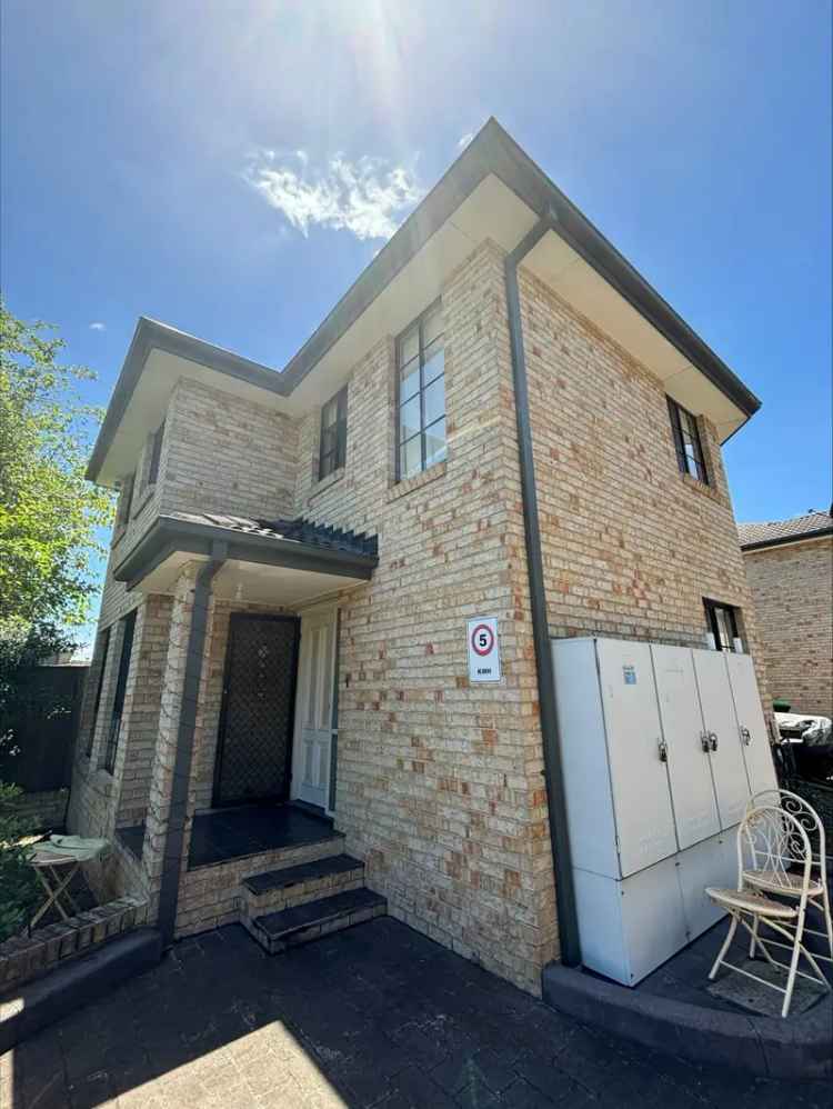 House For Rent in Sydney, New South Wales