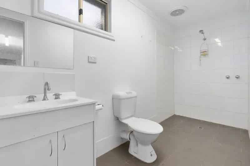 Industrial Buy Opportunity in Waikerie with Shed and Offices