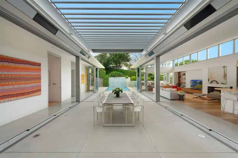 Award Wining Family Home with Iconic Views