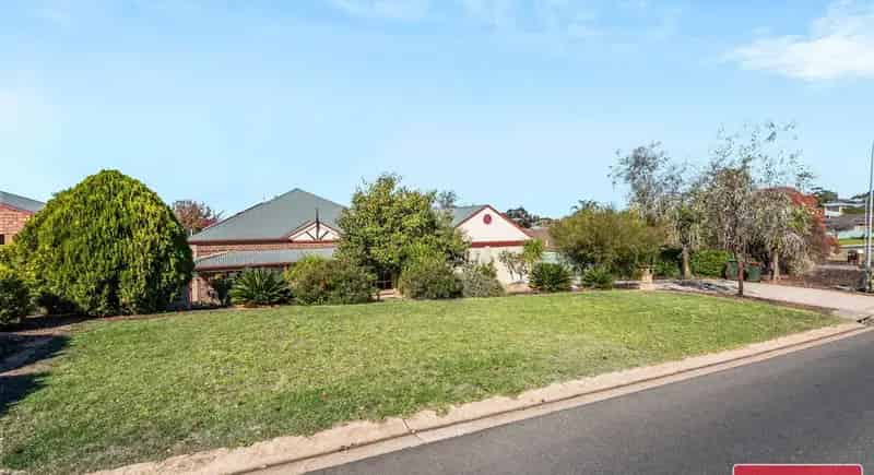 House For Sale , 8, Osprey Parade, Light Regional Council, South Australia