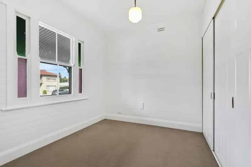 Real Estate For Lease - 5 O'Donnell Street - Port Kembla , NSW
