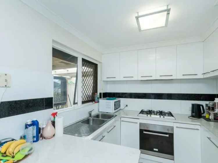 House For Rent in City of Canning, Western Australia