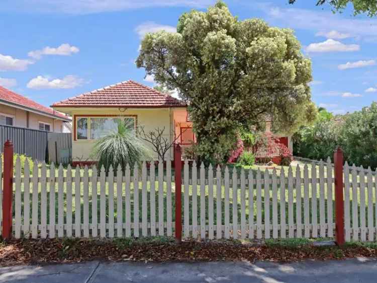 House For Sale in Rockingham, Western Australia