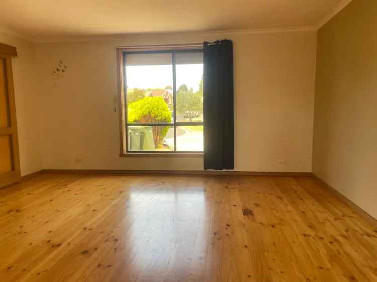 3 Bedroom House 174m2 Melbourne