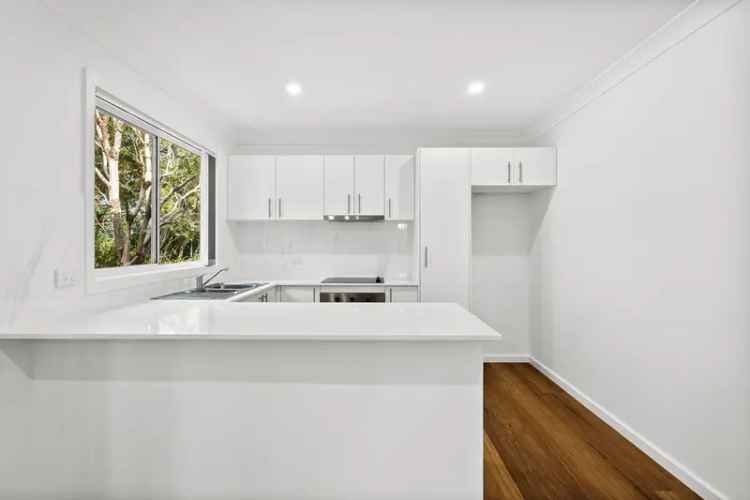 Granny Flat Figtree NSW 2 Beds Modern Open Plan Living Close to Shops Schools