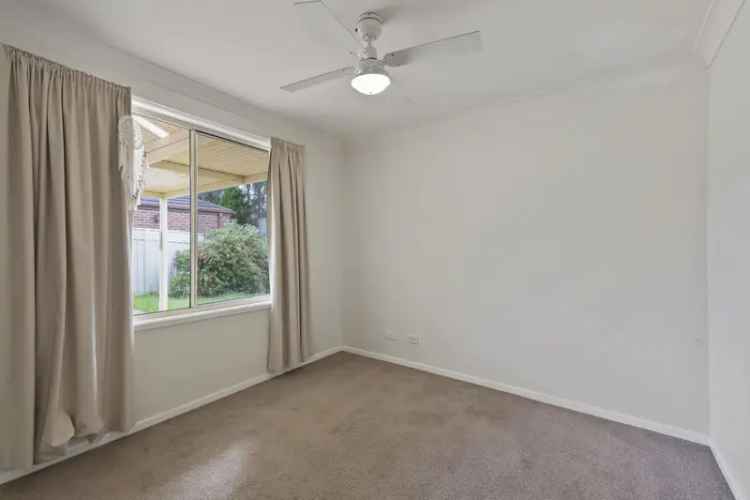 Family Home For Lease Mount Annan NSW