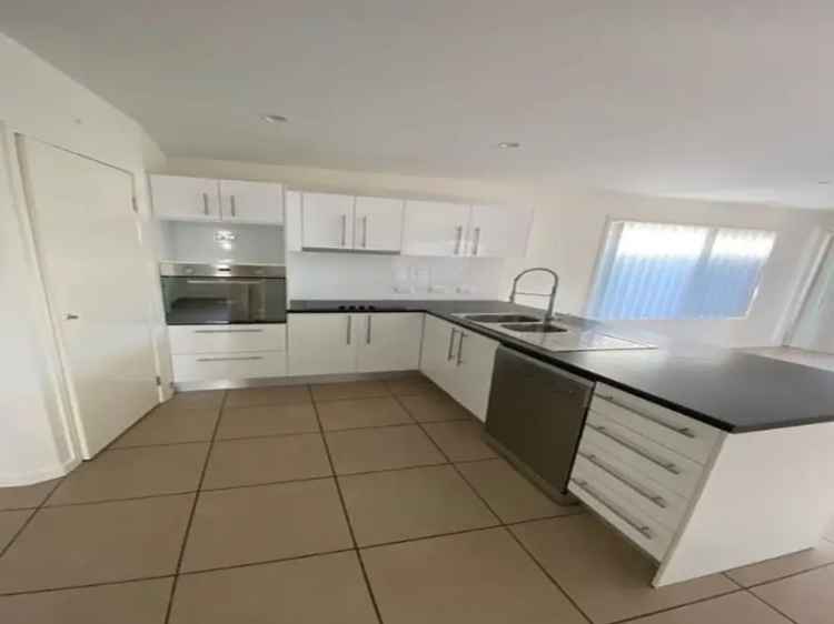 1 room house of 80 m² in Brisbane City