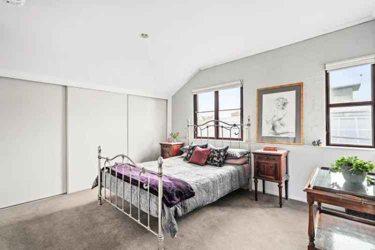 Residential For Sale in Melbourne, Victoria