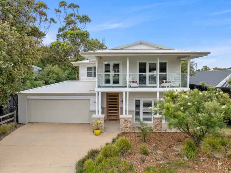 Luxury Coastal Living on Veronica Street