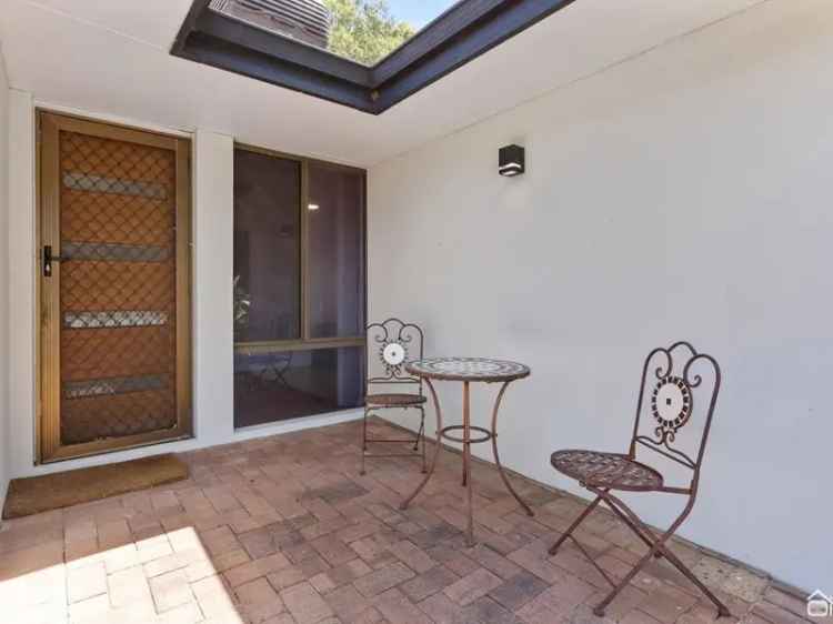 House For Sale in City Of Armadale, Western Australia