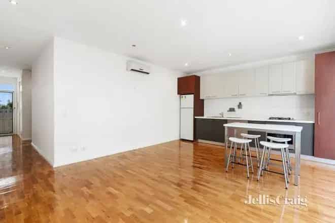 Apartment For Rent , Melbourne, Victoria