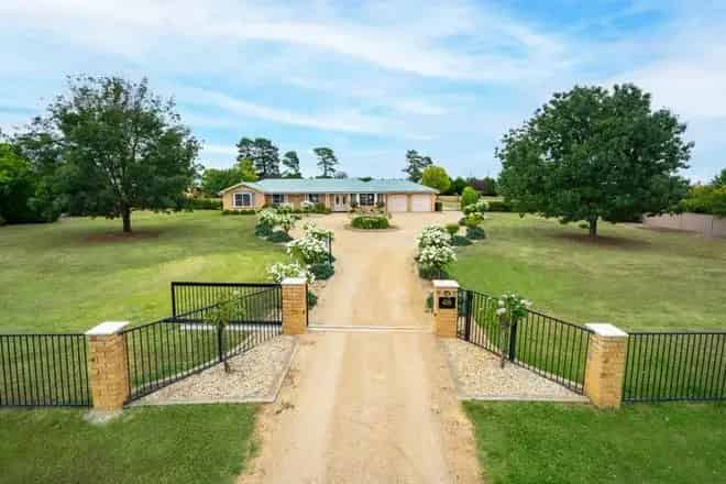 House For Sale , Bathurst, New South Wales
