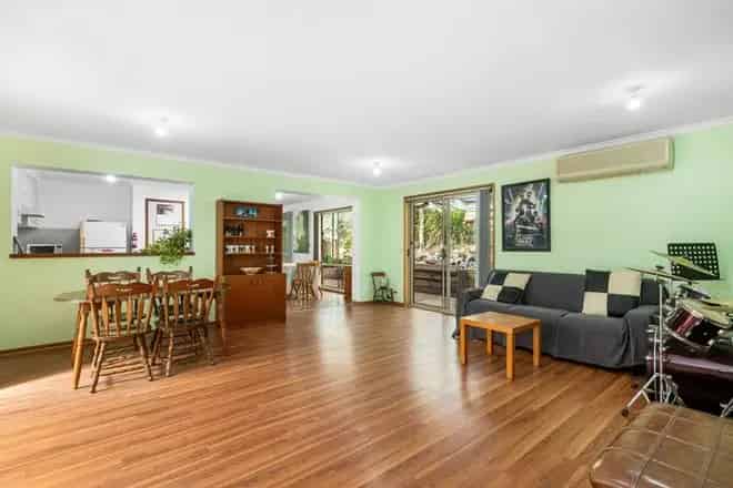 House For Sale , 2, Sandhurst Court, Bannockburn, Victoria