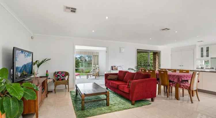 Spacious Family Home in Kilmore's Mannagum Estate