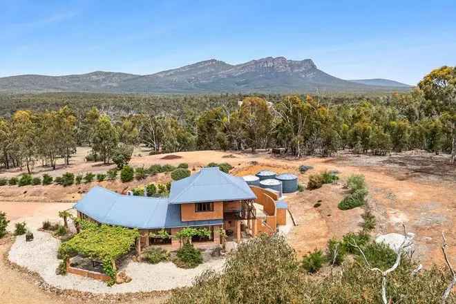 House For Sale in Shire of Northern Grampians, Victoria