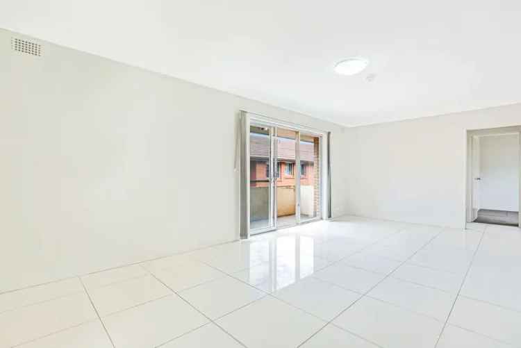 Apartment For Lease - 4/12 Hampstead Road, Homebush West NSW 2140