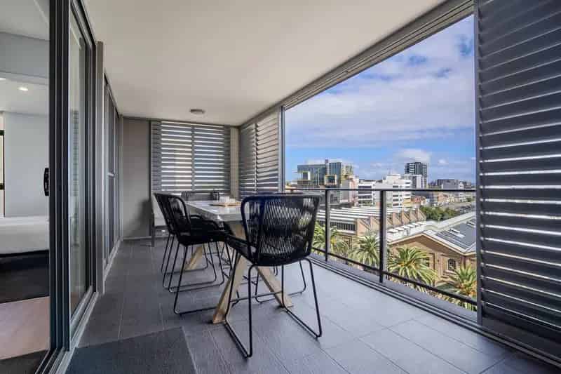 2 rooms house of 651 m² in Newcastle
