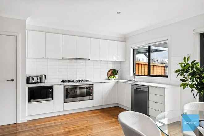 House For Sale in Melbourne, Victoria