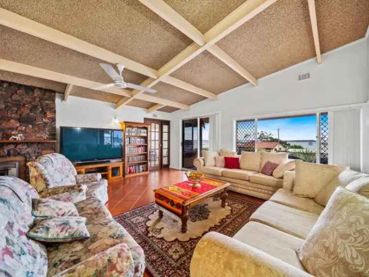 House For Sale in City of Mandurah, Western Australia