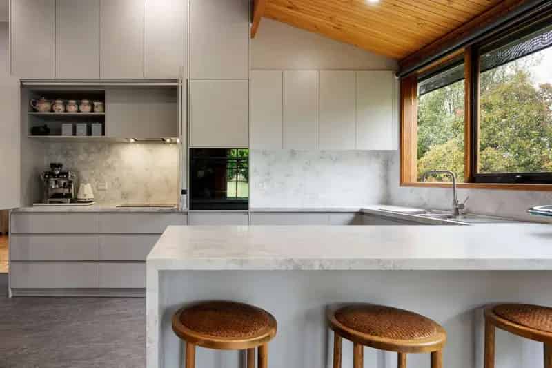 Buy rural property in the foothills of Mount Alexander with period features