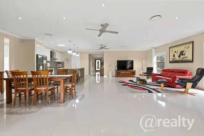 House For Sale , 38, Old Hume Highway, Wingecarribee Shire Council, New South Wales