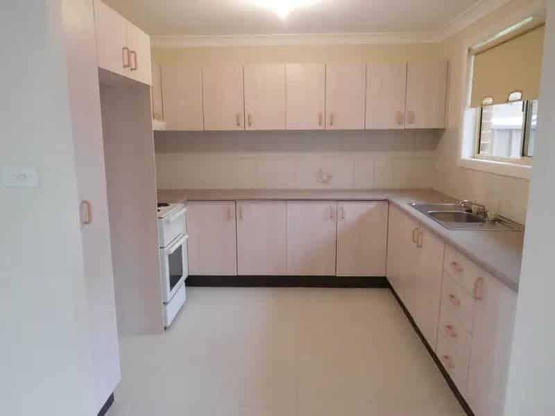 Real Estate For Lease - 2/15 Neilson Crescent - Bligh Park , NSW