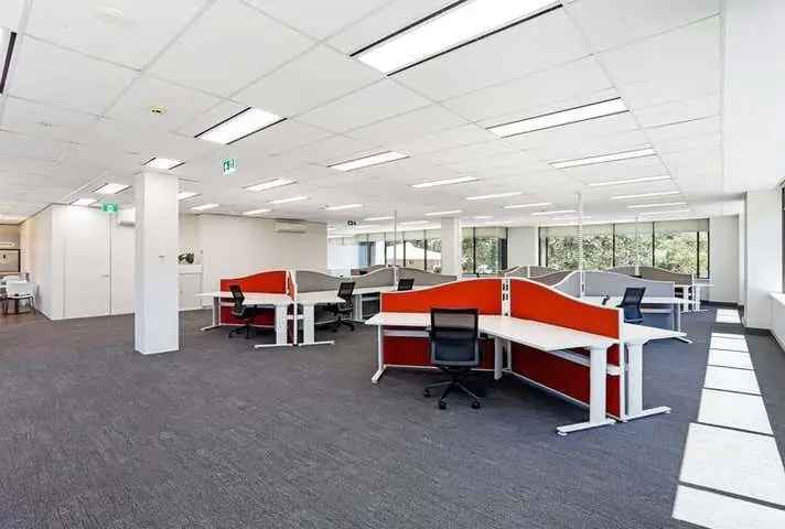 QUALITY FITTED OFFICE SPACE