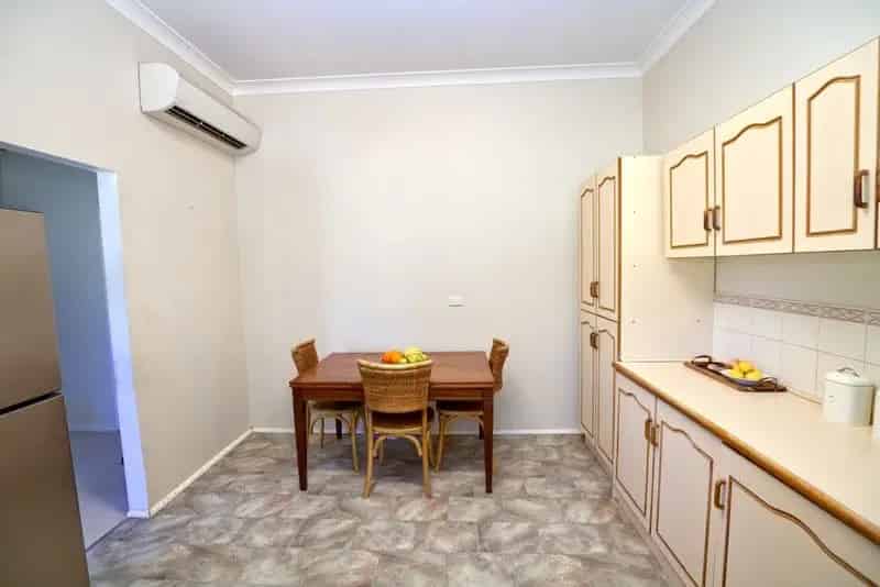 Entry Level Opportunity In Great Location