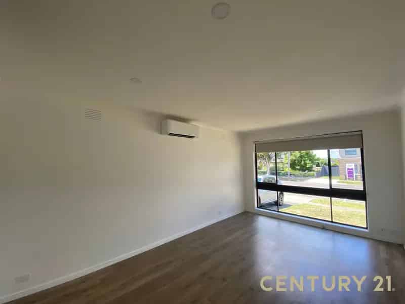 1/72 James Street, Dandenong VIC 3175 - Unit For Lease
