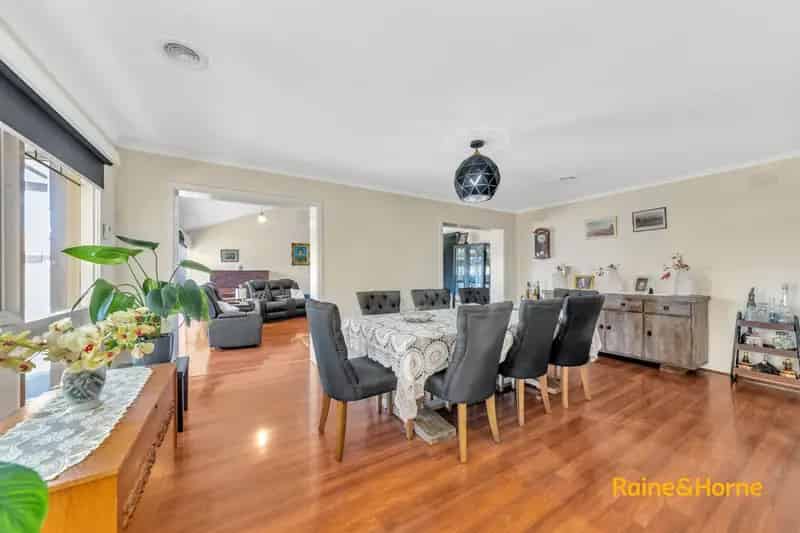 House For Sale , 19, Hunter Street, Moe, Victoria