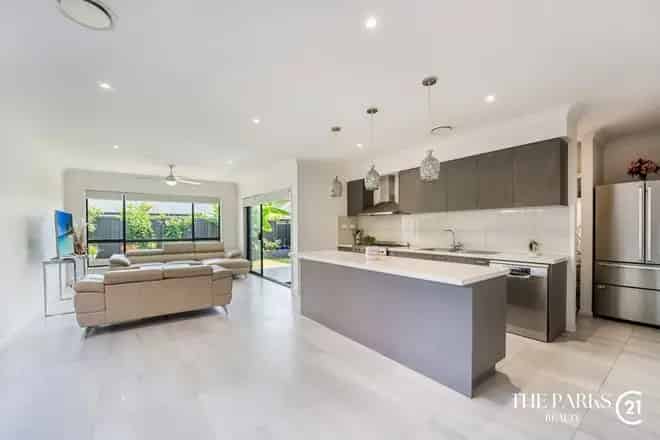 House For Rent , 50, Veronia Street, Sydney, New South Wales