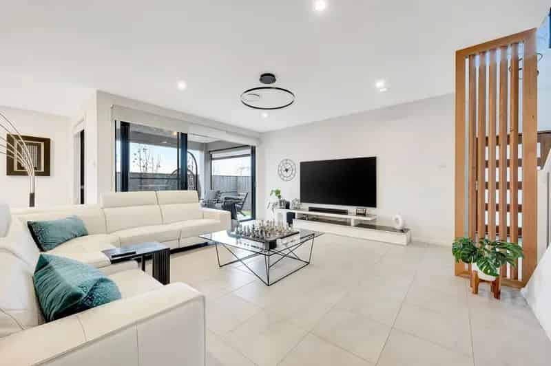 Real Estate For Lease - 1 Timbarra Avenue - North Kellyville , NSW