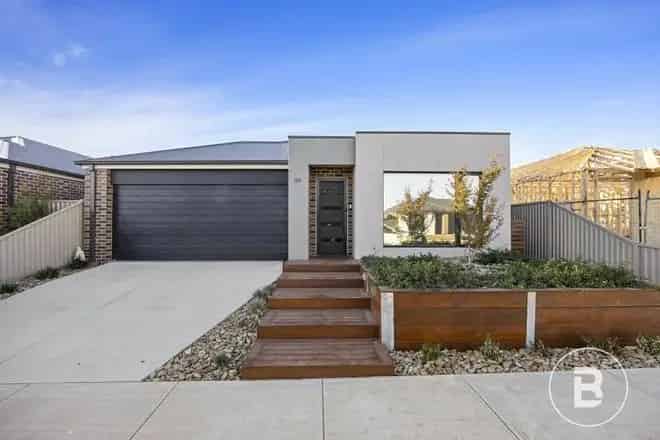 House For Sale , 34, Racing Way, Ballarat, Victoria