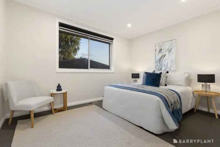 Stunning Bundoora Home: Modern, Low-Maintenance, Prime Location